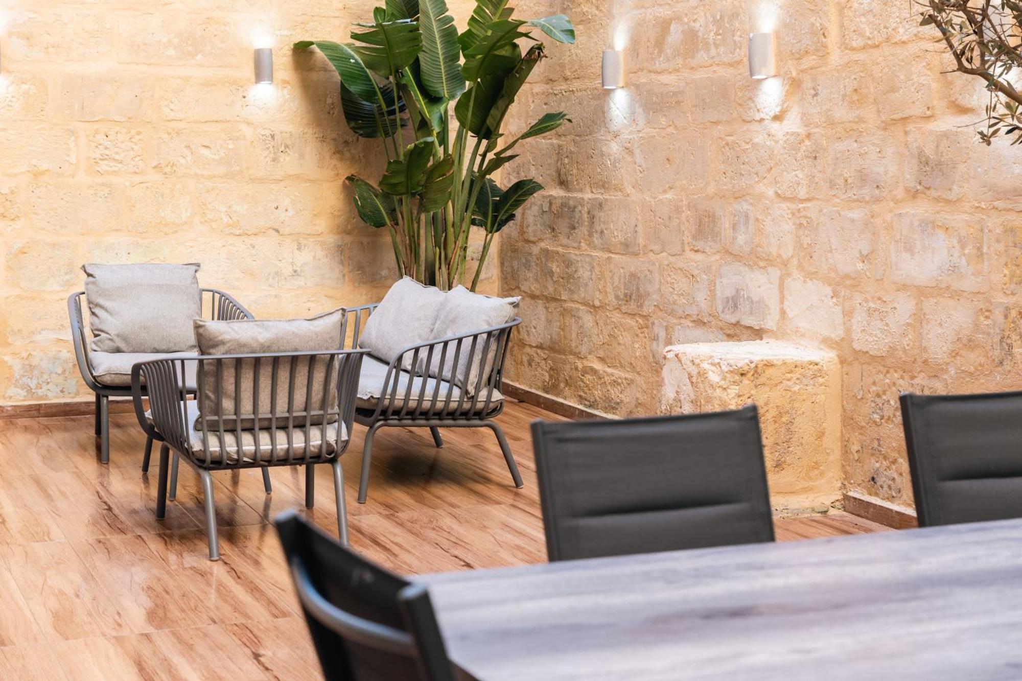 Valletta Waterfront Backyard Flat By Arcobnb Floriana Exterior foto